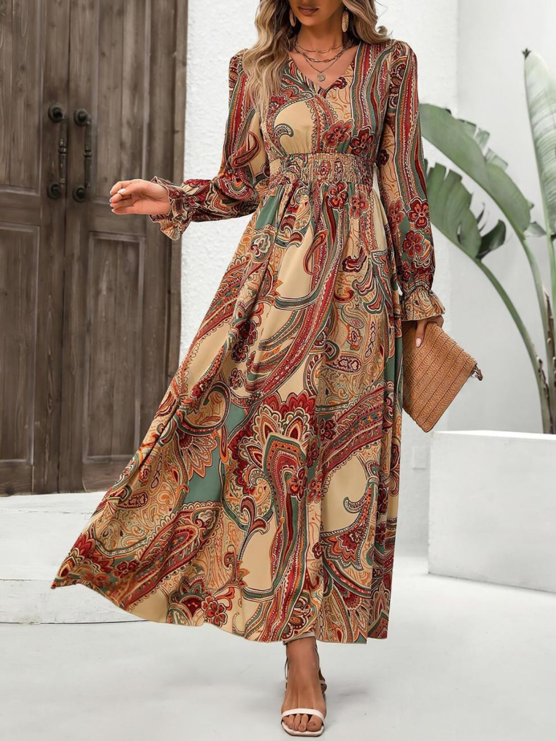 Estefanía Aesthetic Smocked Printed Dress with Flounced Sleeves and V Neck Boutique Collection