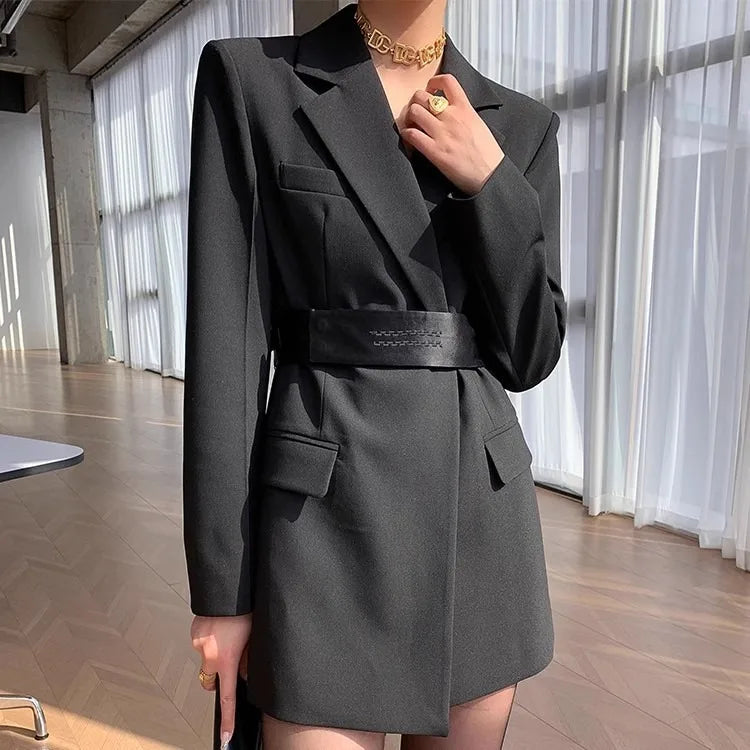 Diana | Classic and stylish winter dress