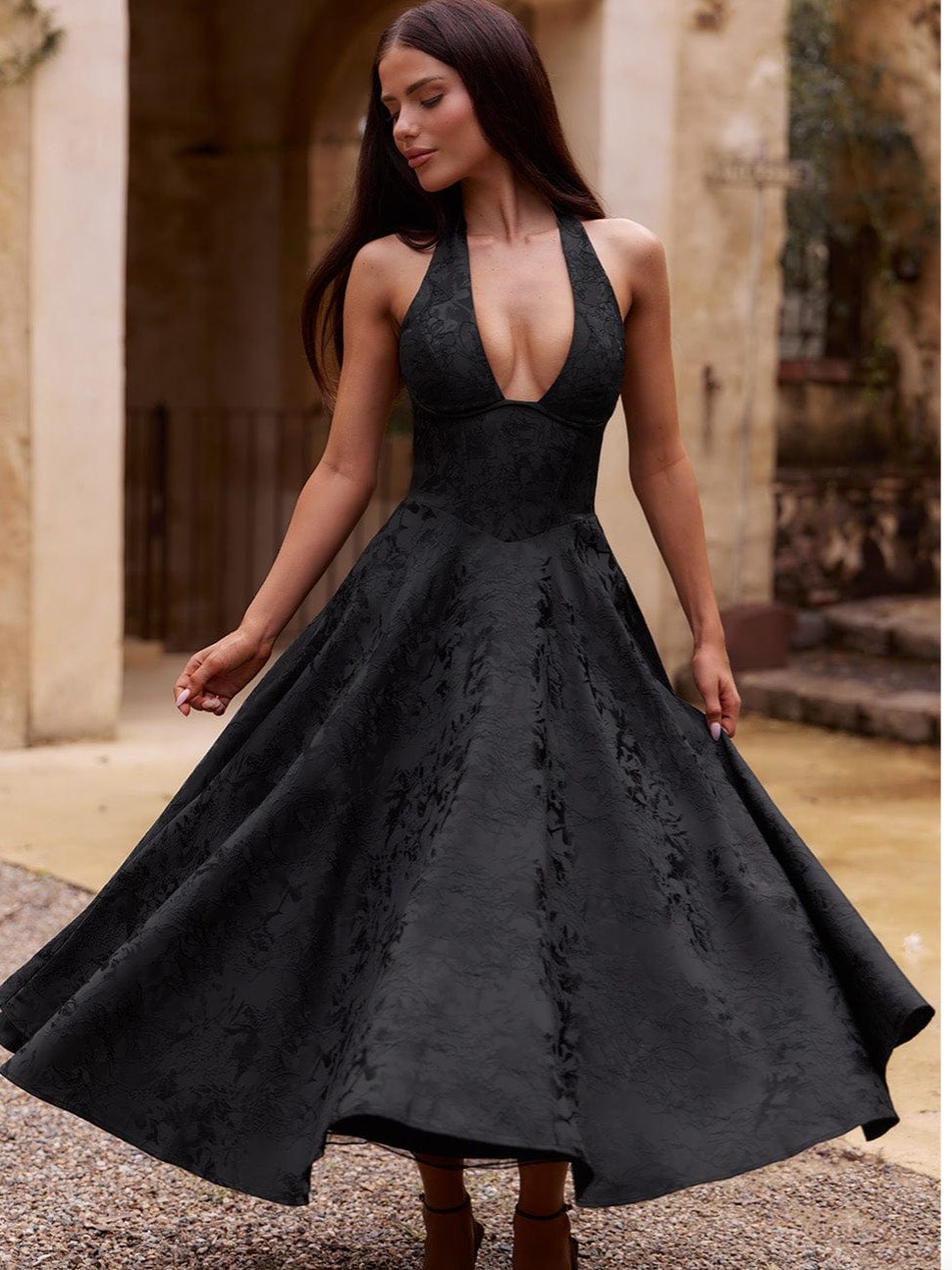 Christina Boutique Smart Midi Dress with a Bull Neck Chic Silhouette Collection