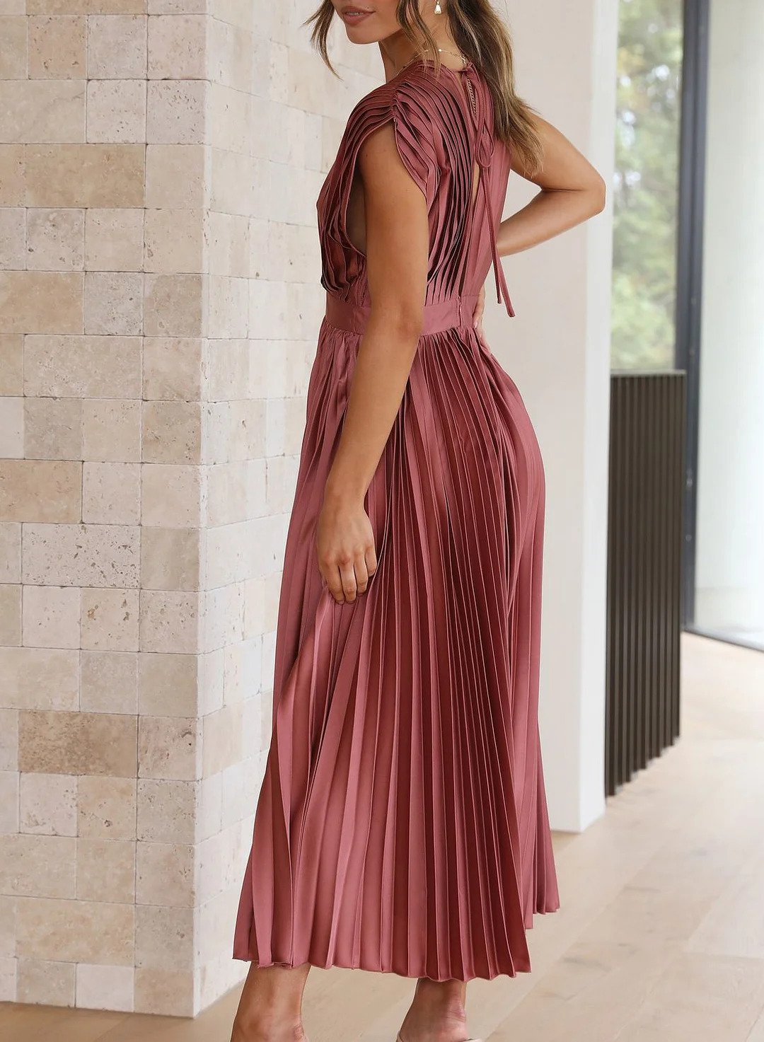 Nélida Chic Long Dress for Women Silhouette Collection