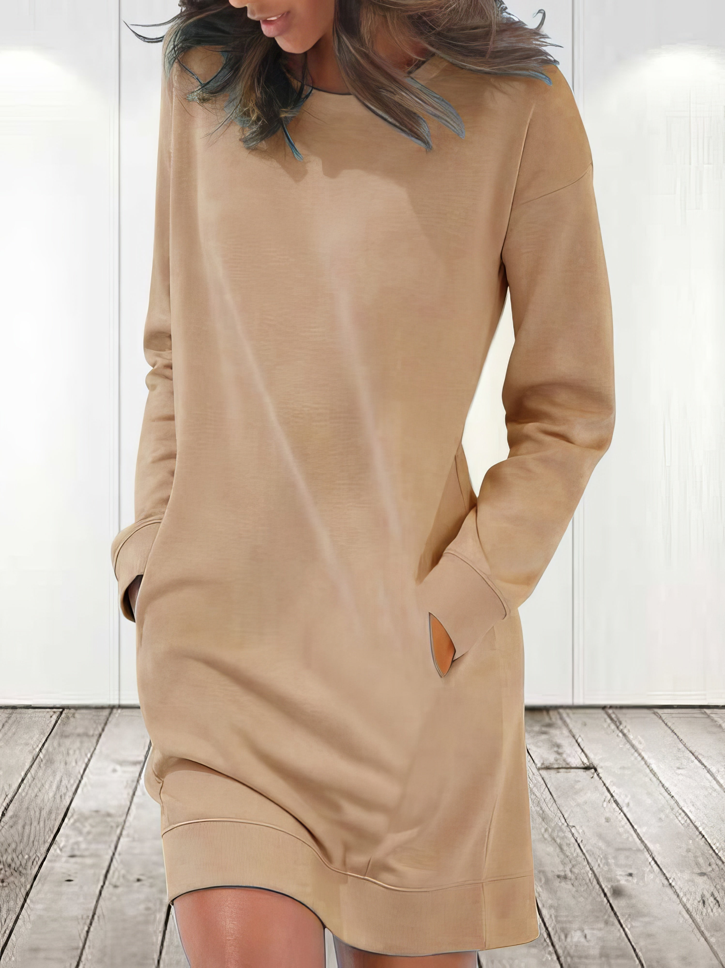 Paula | Modern and comfortable winter dress