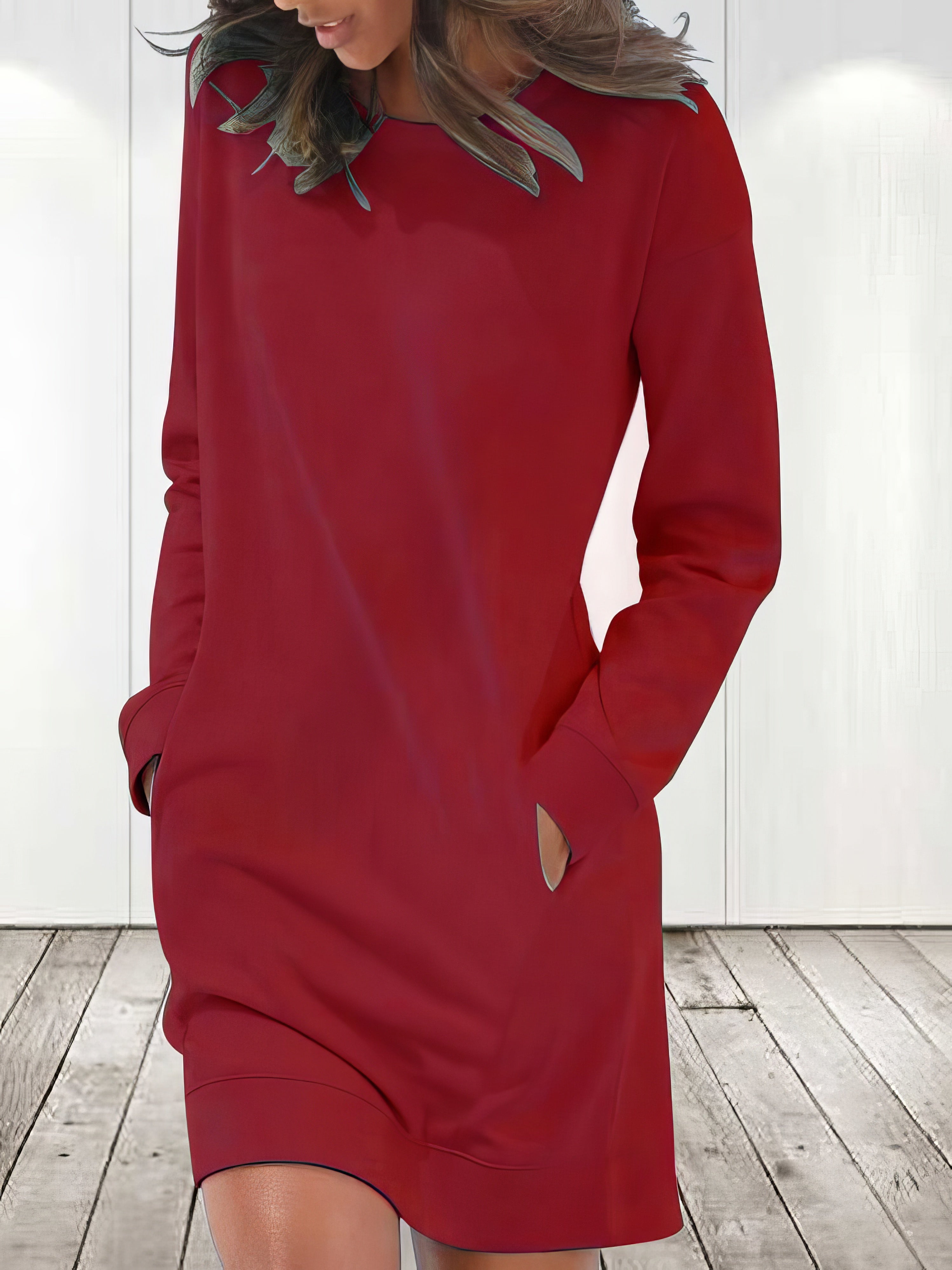 Paula | Modern and comfortable winter dress